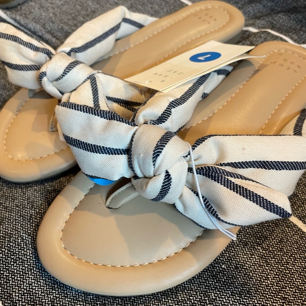 Sandals sz 7